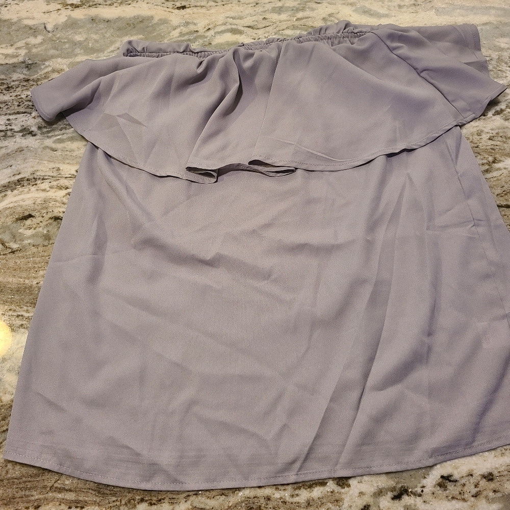 Women's strapless top